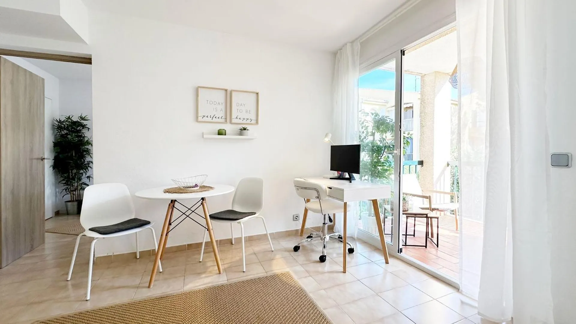 Piso Tamarells Con Balcon Y Piscina Port Pollensa Διαμέρισμα Port de Pollenca